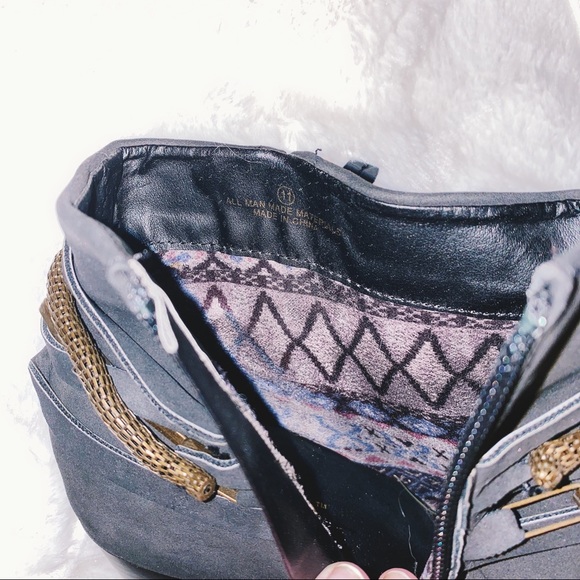 Chained Booties - Picture 4 of 4